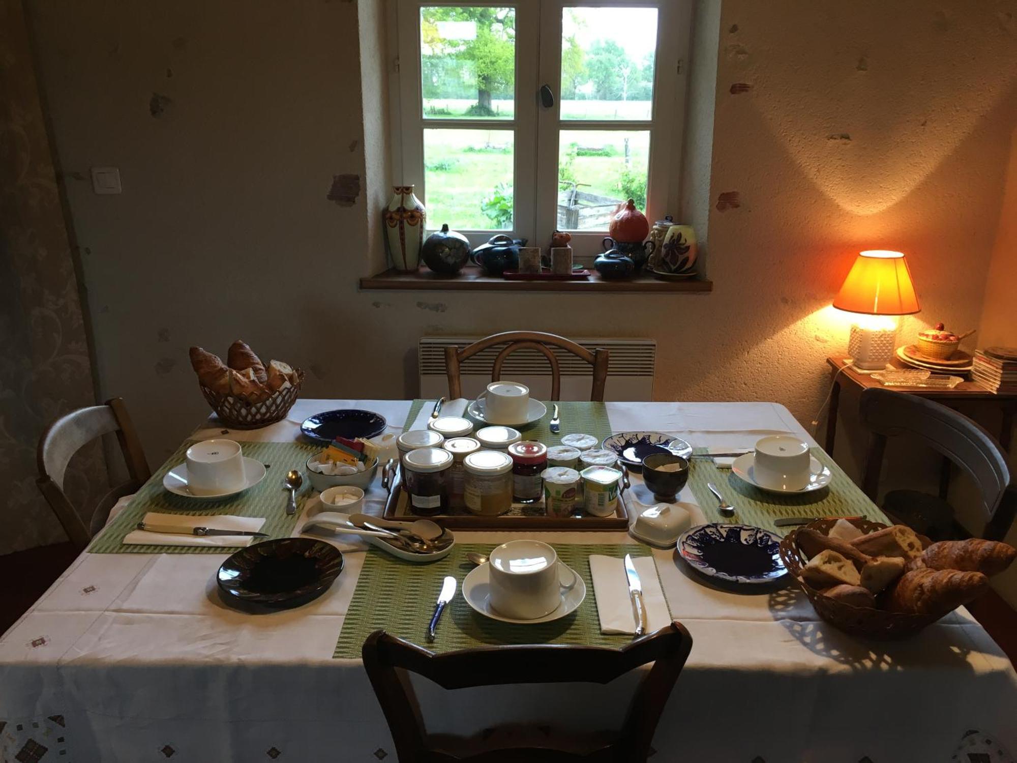La Thibaude - Livry Bed & Breakfast Livry  Exterior photo